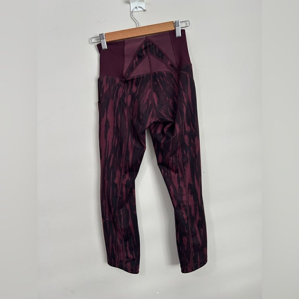 Lululemon Exquisite Cropped Leggings - Picture 10 of 13